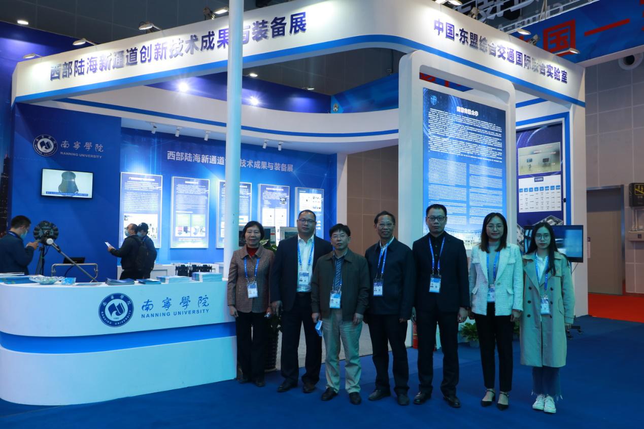 说明: http://www.nnxy.cn/__local/1/AE/E7/064D1BA70F9077CD8F60DC4DD71_1F27413C_21559.png